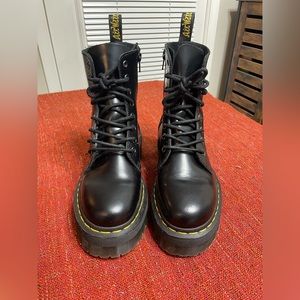 Jadon Platform Boots - Dr. Martens